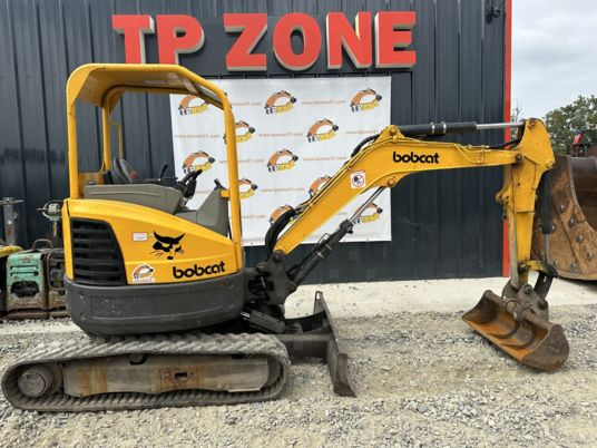Bobcat E26 à 16900 € HT - Mini pelle: photos 1 Bobcat E26 à 16900 € HT - Mini pelle: photos 1