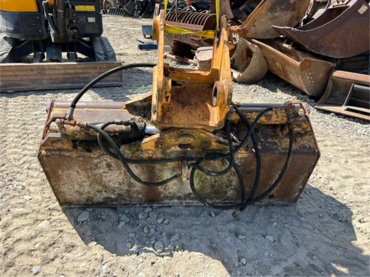 Godet inclinable - axe 60 mm - Godet: photos 5 Godet inclinable - axe 60 mm - Godet: photos 5