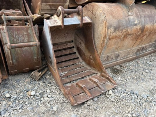 Godet squelette - axe 60 mm - Godet: photos 3 Godet squelette - axe 60 mm - Godet: photos 3