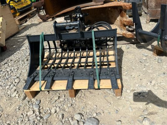 Godet squelette pour minipelle de 1T à 2T5 - Godet de tri pour Engins de chantier: photos 4 Godet squelette pour minipelle de 1T à 2T5 - Godet de tri pour Engins de chantier: photos 4