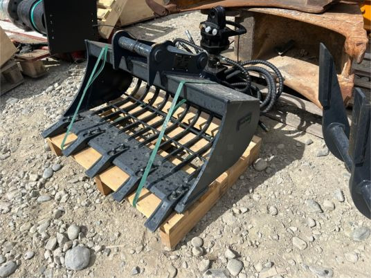 Godet squelette pour minipelle de 1T à 2T5 - Godet de tri pour Engins de chantier: photos 3 Godet squelette pour minipelle de 1T à 2T5 - Godet de tri pour Engins de chantier: photos 3