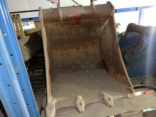 Godet terrassement Arden QA20 - QA21 - Godet pour pelle: photos 1 Godet terrassement Arden QA20 - QA21 - Godet pour pelle: photos 1