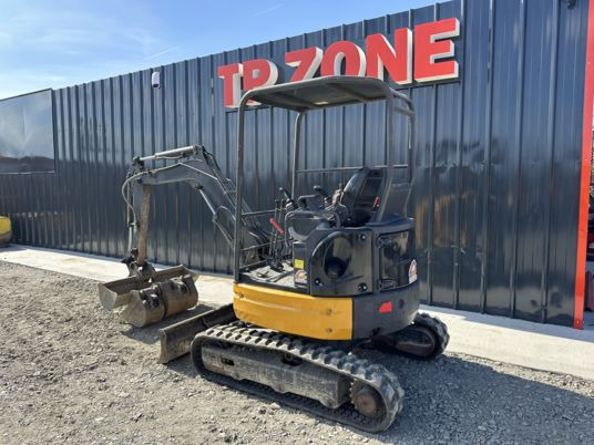 Kato Imer 27V4 - Mini pelle: photos 2 Kato Imer 27V4 - Mini pelle: photos 2