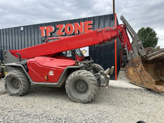 Merlo P40.17 - Caméra - Fourches - 4T - 17M - Chariot télescopique: photos 5 Merlo P40.17 - Caméra - Fourches - 4T - 17M - Chariot télescopique: photos 5