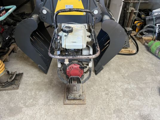 Mikasa MTX-60E - Pilonneuse: photos 3 Mikasa MTX-60E - Pilonneuse: photos 3