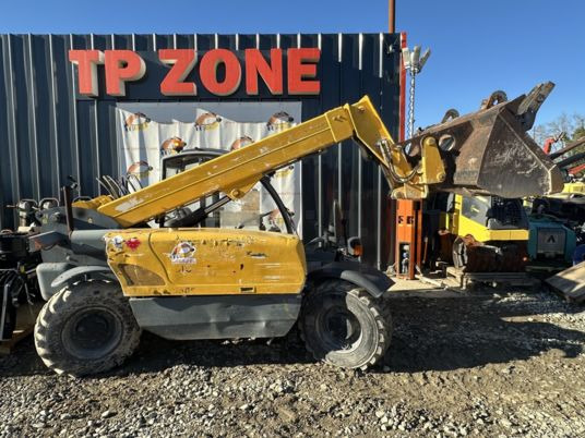 Terex TELELIFT 2506 à 21 500 € HT - Chariot télescopique: photos 3 Terex TELELIFT 2506 à 21 500 € HT - Chariot télescopique: photos 3