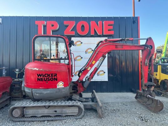 Wacker Neuson EZ38 Cabine à 19900 € HT - Mini pelle: photos 1 Wacker Neuson EZ38 Cabine à 19900 € HT - Mini pelle: photos 1