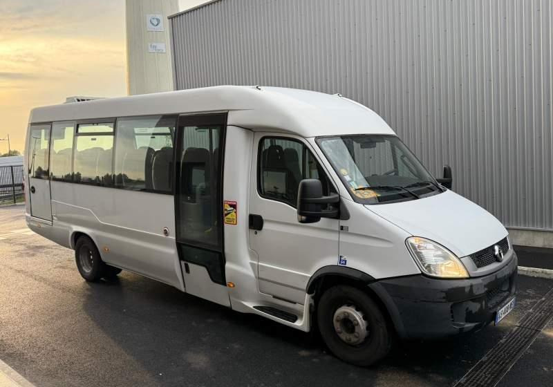 Iveco Daily DURISOTTI / 28miejsc - Bus interurbain: photos 3 Iveco Daily DURISOTTI / 28miejsc - Bus interurbain: photos 3
