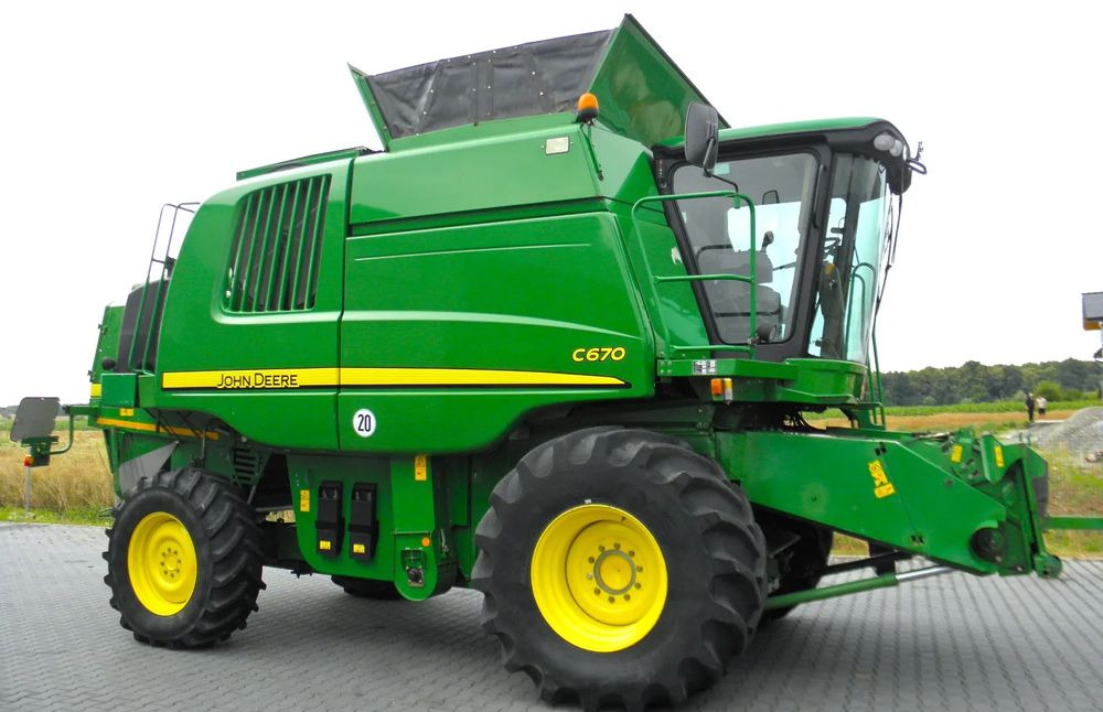 John Deere C 670 2008 Rok, heder 7,6m, 1900 mtg, Nie Malowany, Stan Idealny - Moissonneuse-batteuse: photos 2 John Deere C 670 2008 Rok, heder 7,6m, 1900 mtg, Nie Malowany, Stan Idealny - Moissonneuse-batteuse: photos 2