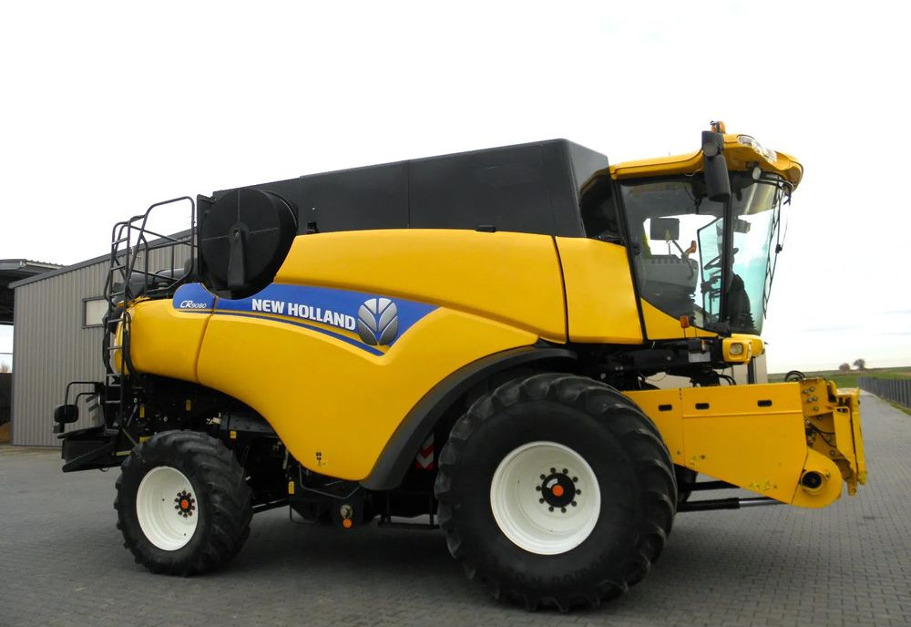 New Holland CR9080 2013 Rok , heder Varifeed 9,15m, Nowsza Wersja, Nie Malowany, Stan Idealny - Moissonneuse-batteuse: photos 2 New Holland CR9080 2013 Rok , heder Varifeed 9,15m, Nowsza Wersja, Nie Malowany, Stan Idealny - Moissonneuse-batteuse: photos 2