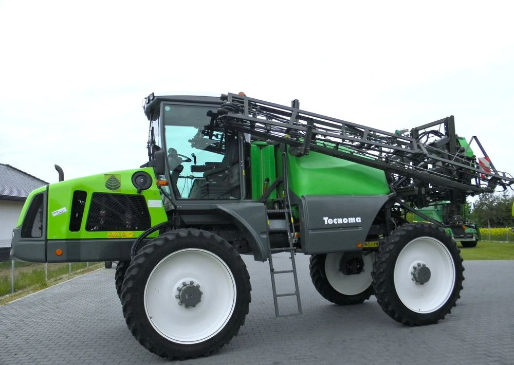 Tecnoma Laser 3240 2015 Rok, 24 M, 130cm Przeswit, GPS, Automatyczne wylaczanie sekcji, Nie Malowany, Stan Idealny - Pulvérisateur: photos 5 Tecnoma Laser 3240 2015 Rok, 24 M, 130cm Przeswit, GPS, Automatyczne wylaczanie sekcji, Nie Malowany, Stan Idealny - Pulvérisateur: photos 5