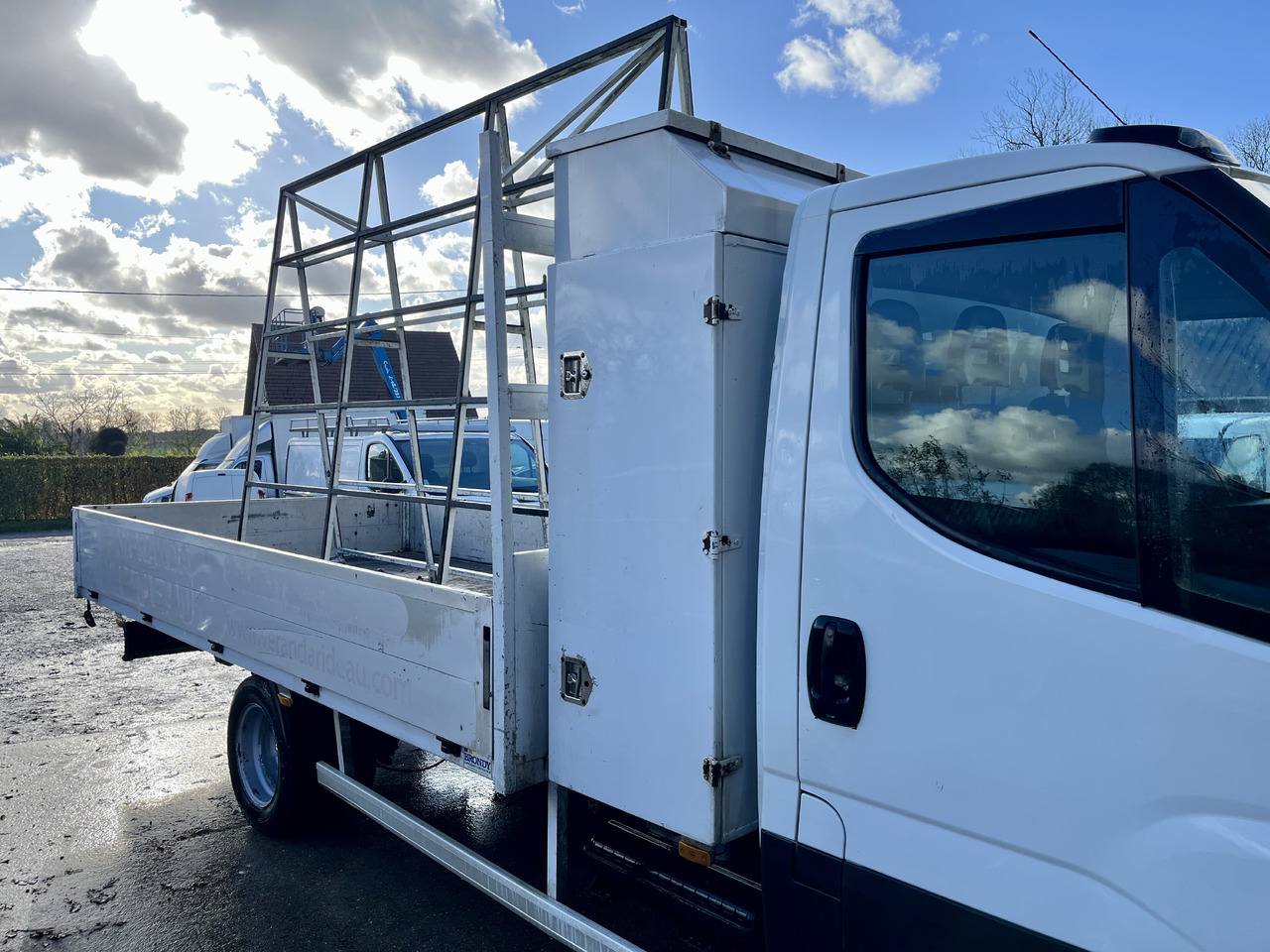 IVECO Daily 35-180 35c18 plateau - Fourgon plateau: photos 5 IVECO Daily 35-180 35c18 plateau - Fourgon plateau: photos 5