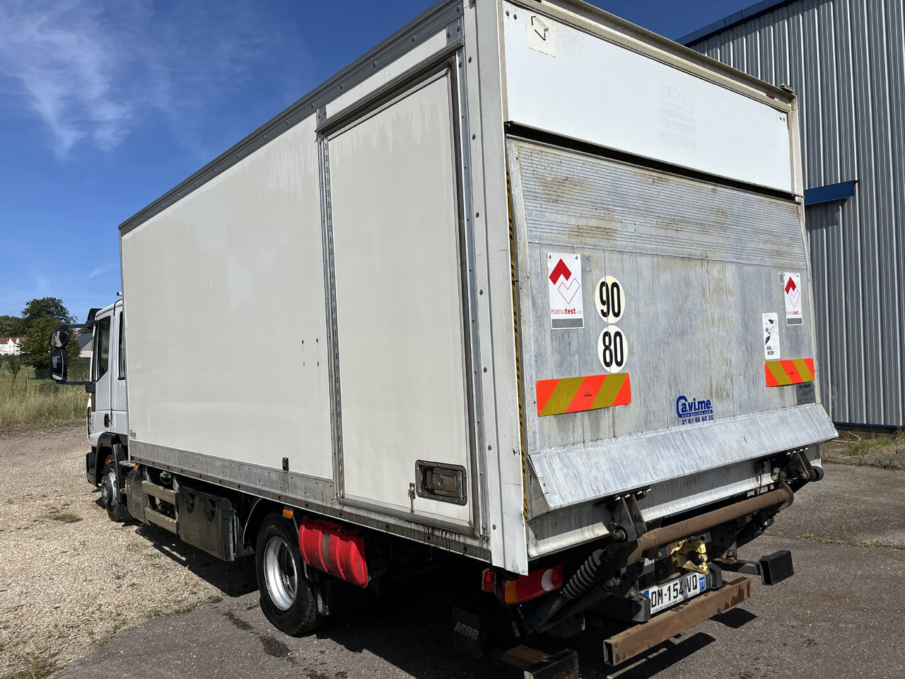 Camion fourgon Iveco Eurocargo 100E22 caisse double cabine 7 places: photos 15