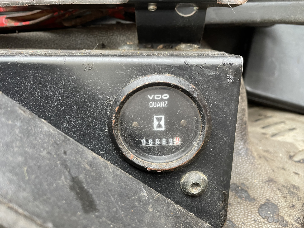 Répandeuse Renault Kerax 8x4 pata point a temps Mauguin: photos 7
