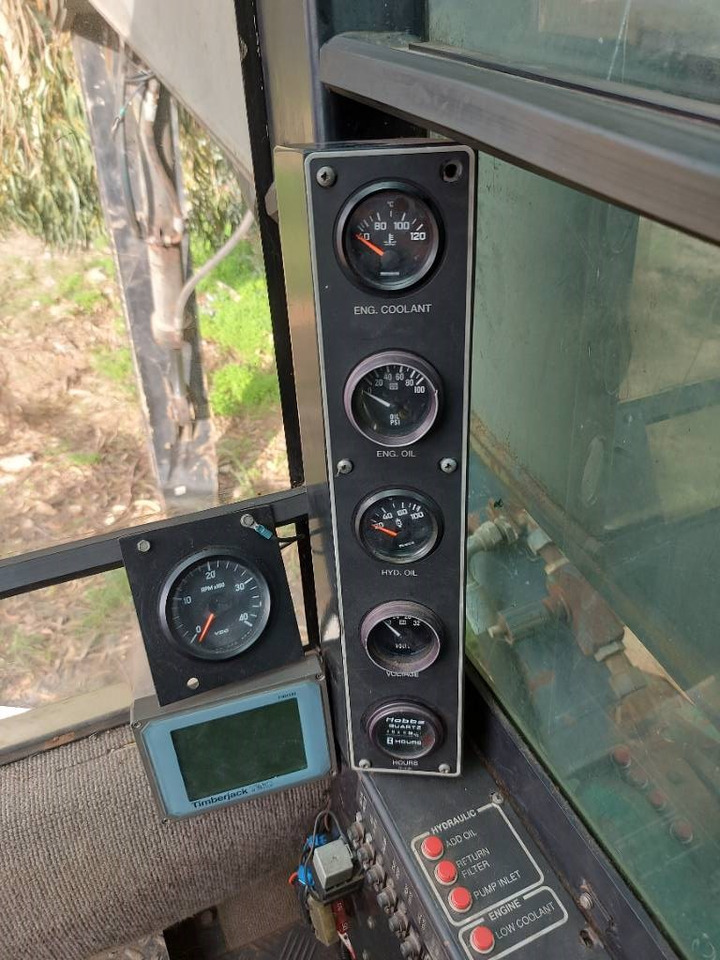 Abatteuse TIMBERJACK 2628: photos 7 Abatteuse TIMBERJACK 2628: photos 7