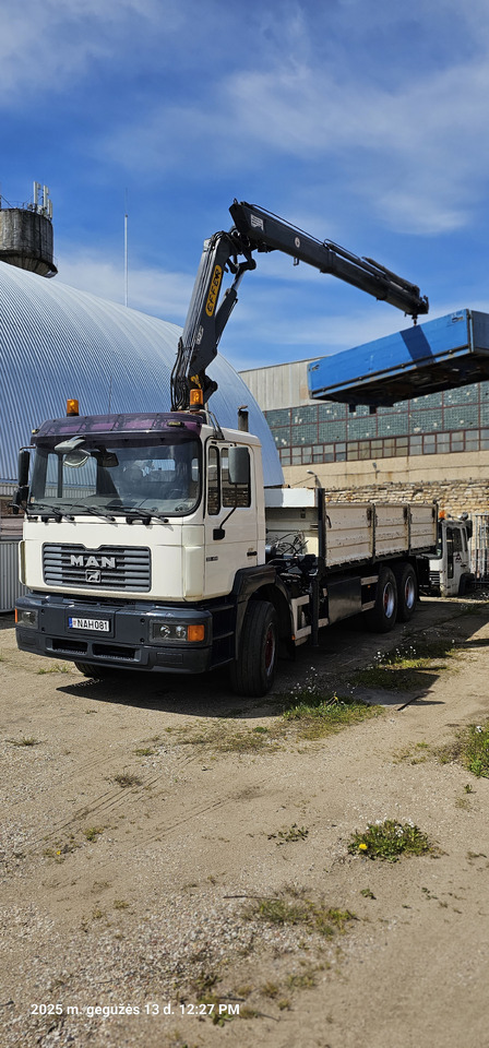 Camion benne MAN 33.414: photos 8