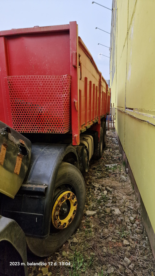 VOLVO FL 10 8x4 - Camion benne: photos 5 VOLVO FL 10 8x4 - Camion benne: photos 5