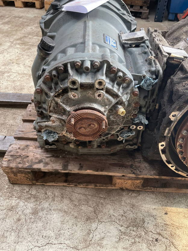 Mercedes-Benz Getriebe ZF 6 AP 1700 B Ecolife 4181070050 6AP1700B Citaro Mercede - Transmission pour Bus: photos 2 Mercedes-Benz Getriebe ZF 6 AP 1700 B Ecolife 4181070050 6AP1700B Citaro Mercede - Transmission pour Bus: photos 2