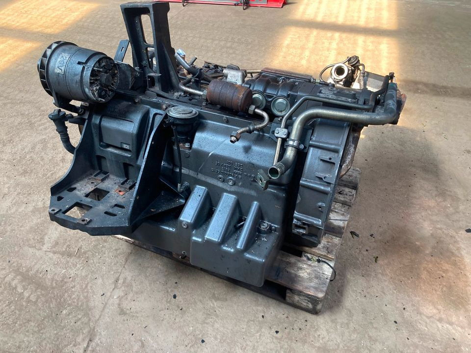 Mercedes-Benz Mercedes Motor OM 906 HLA Euro 5 Citaro OM906HLA 902.926 - Moteur pour Bus: photos 2 Mercedes-Benz Mercedes Motor OM 906 HLA Euro 5 Citaro OM906HLA 902.926 - Moteur pour Bus: photos 2
