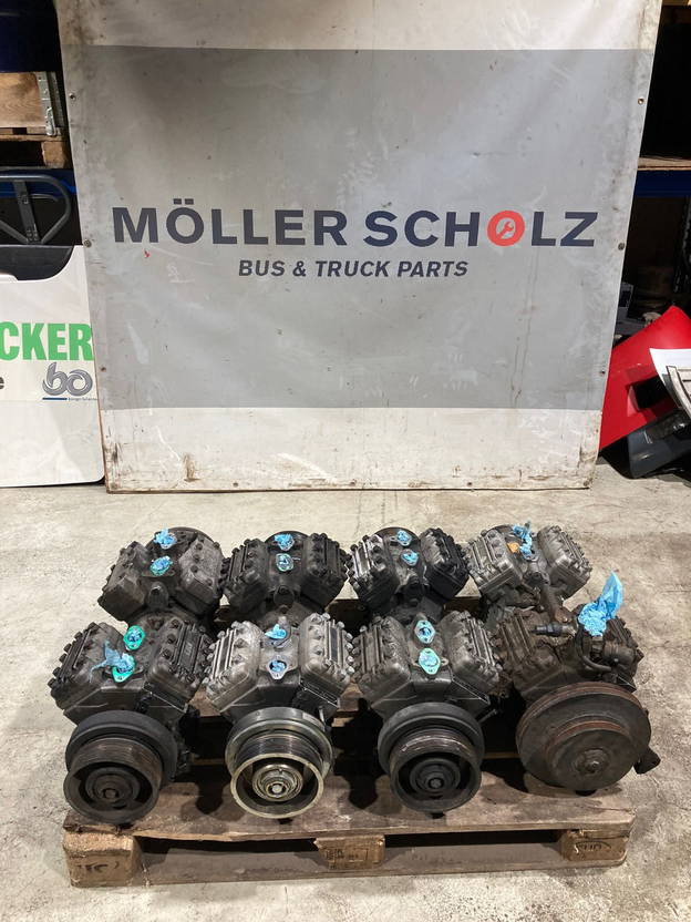 Webasto 10 x Klimakompressor Webasto GEA Spheros FK 40 FKX/655 FKX40/470 Citaro - Pièce de climatisation pour Bus: photos 1 Webasto 10 x Klimakompressor Webasto GEA Spheros FK 40 FKX/655 FKX40/470 Citaro - Pièce de climatisation pour Bus: photos 1
