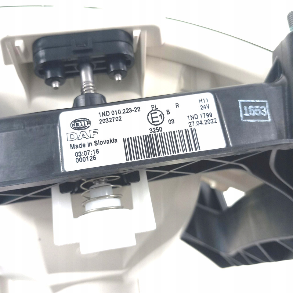 Hella HALOGEN LAMPA PRZECIWMGIELNA 2032702 1ND01022322 - Feu anti-brouillard: photos 2 Hella HALOGEN LAMPA PRZECIWMGIELNA 2032702 1ND01022322 - Feu anti-brouillard: photos 2