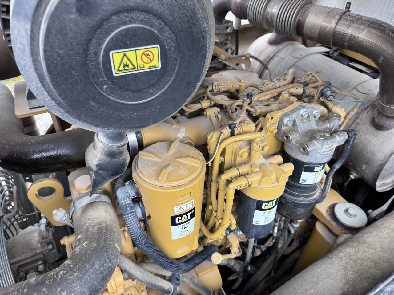 Compacteur à pieds de mouton/ Monocylindre CATERPILLAR CS 64 B: photos 12