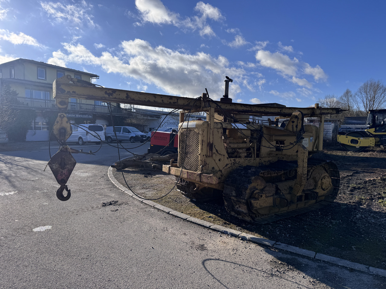 Poseur de canalisations CATERPILLAR D 4 B: photos 13