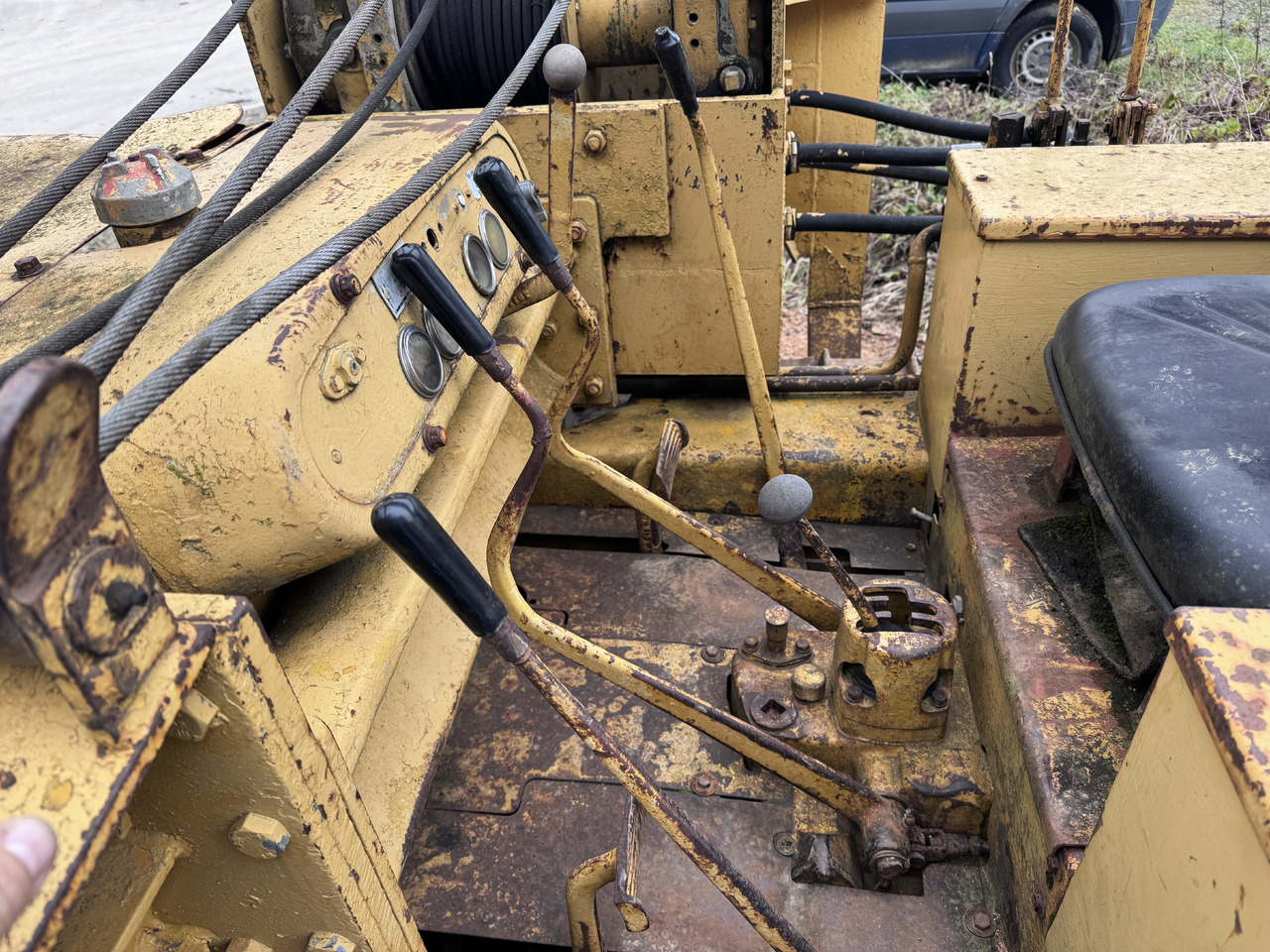 Poseur de canalisations CATERPILLAR D 4 B: photos 7