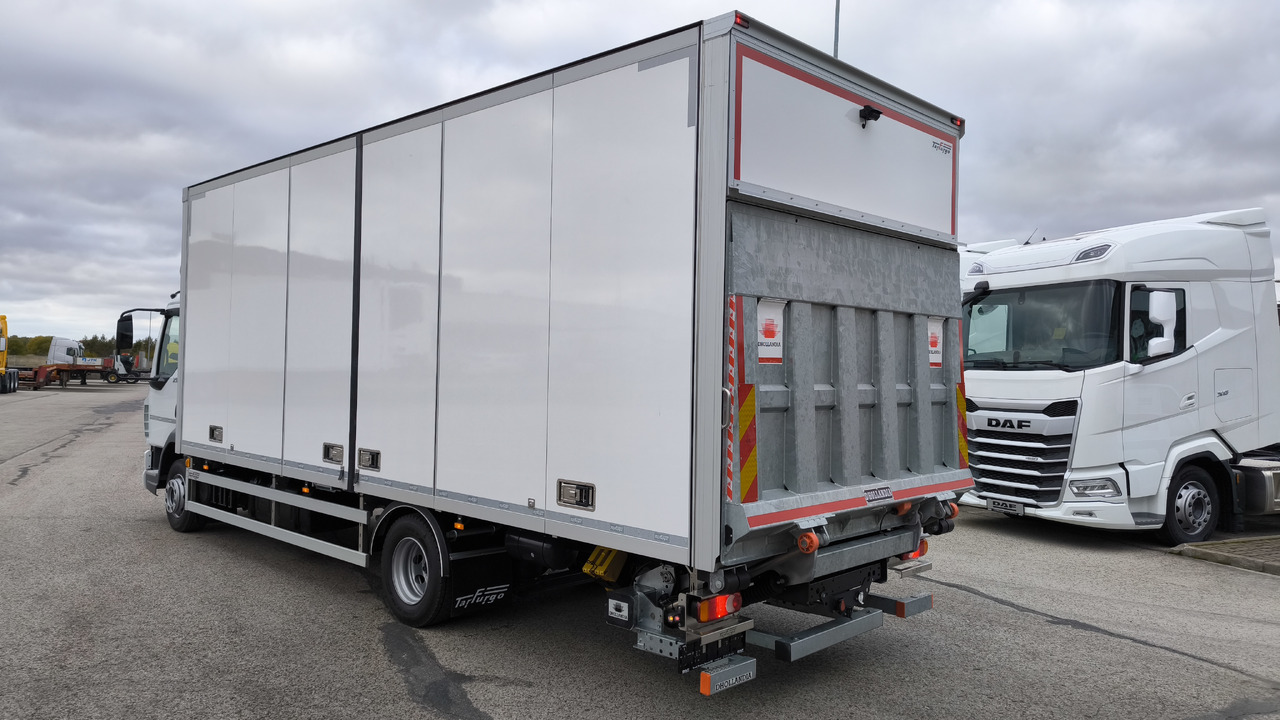DAF XB 210 FA - Camion fourgon: photos 3 DAF XB 210 FA - Camion fourgon: photos 3