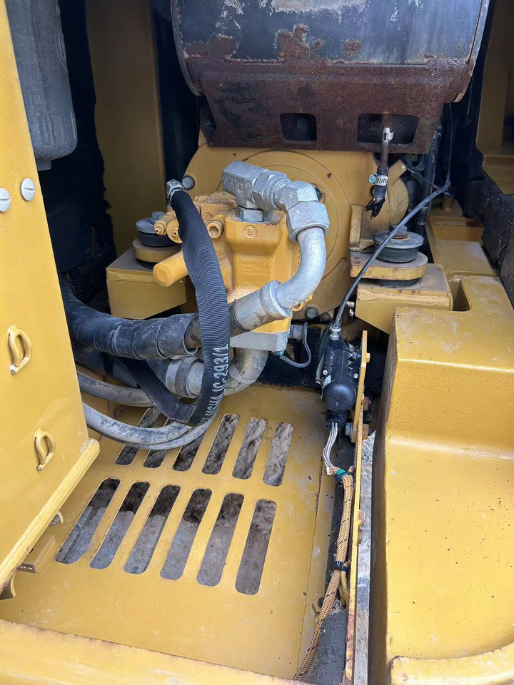 CATERPILLAR 306E2 - Pelle sur chenille: photos 5 CATERPILLAR 306E2 - Pelle sur chenille: photos 5