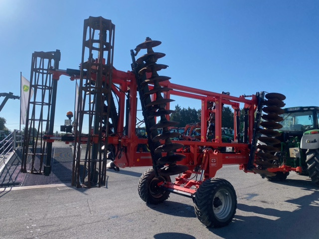 GREGOIRE 48 DISQUES - Cover crop: photos 3 GREGOIRE 48 DISQUES - Cover crop: photos 3