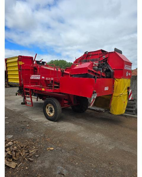 GRIMME SE 75/30 UB - Arracheuse de pommes de terre: photos 2 GRIMME SE 75/30 UB - Arracheuse de pommes de terre: photos 2