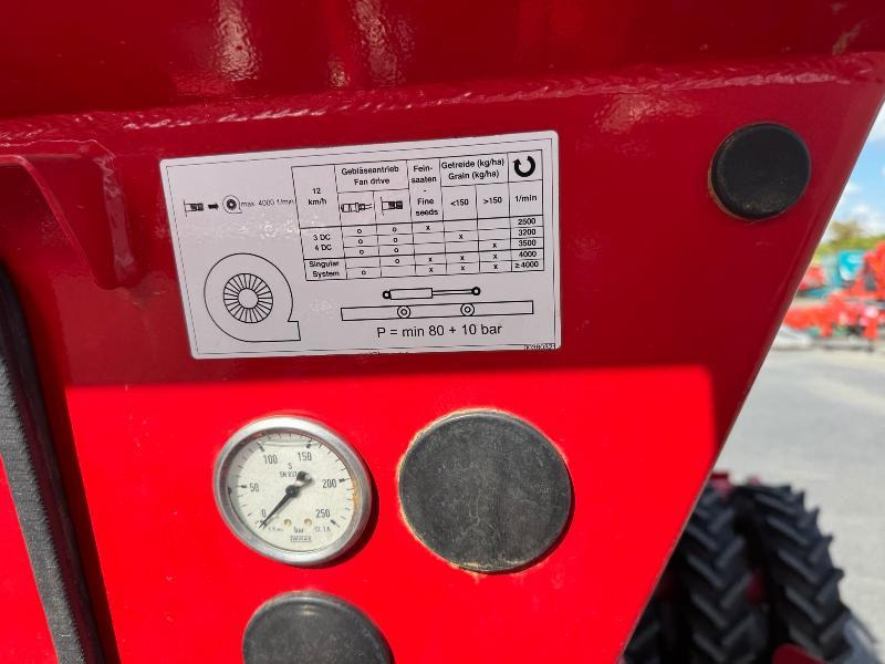 HORSCH PRONTO 3DC - Combiné de semis: photos 5 HORSCH PRONTO 3DC - Combiné de semis: photos 5