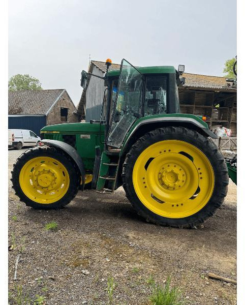 JOHN DEERE 6910 - Tracteur agricole: photos 1 JOHN DEERE 6910 - Tracteur agricole: photos 1