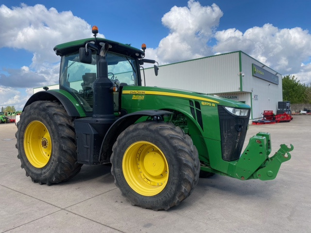 JOHN DEERE 8370R - Tracteur agricole: photos 3 JOHN DEERE 8370R - Tracteur agricole: photos 3