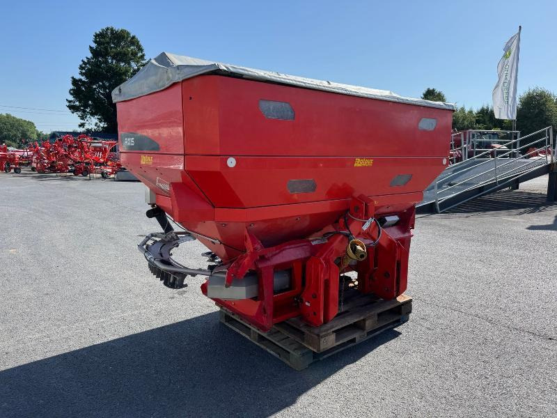 KUHN AXIS50.1W - Distributeur d'engrais: photos 3 KUHN AXIS50.1W - Distributeur d'engrais: photos 3