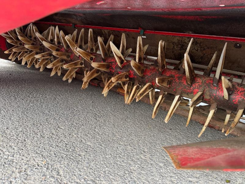 LELY 350 - Faucheuse: photos 3 LELY 350 - Faucheuse: photos 3