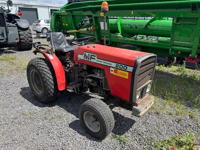 MASSEY-FERGUSON 200 - Tracteur agricole: photos 3 MASSEY-FERGUSON 200 - Tracteur agricole: photos 3
