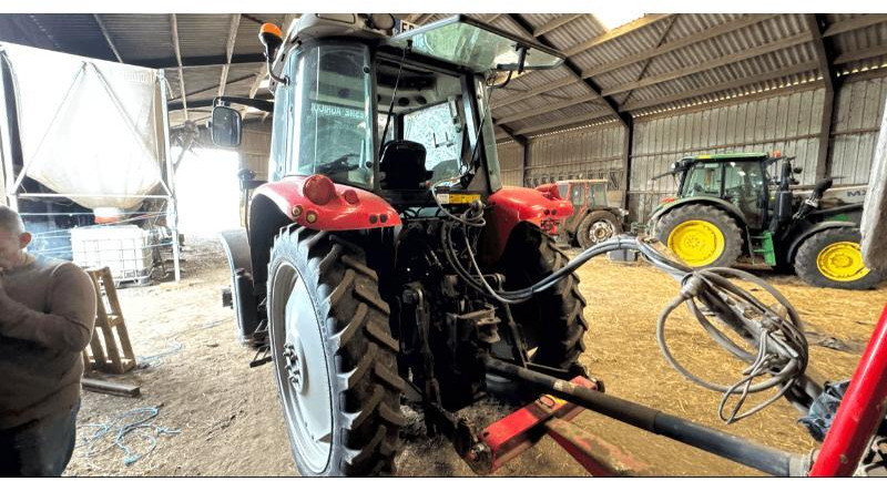 MASSEY-FERGUSON 5460 - Tracteur agricole: photos 2 MASSEY-FERGUSON 5460 - Tracteur agricole: photos 2