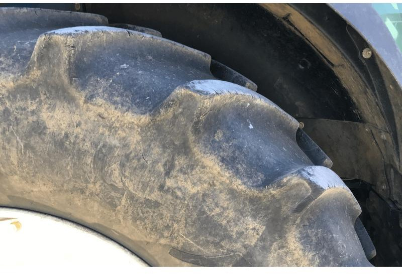 NEW-HOLLAND T7.165 S - Tracteur agricole: photos 4 NEW-HOLLAND T7.165 S - Tracteur agricole: photos 4