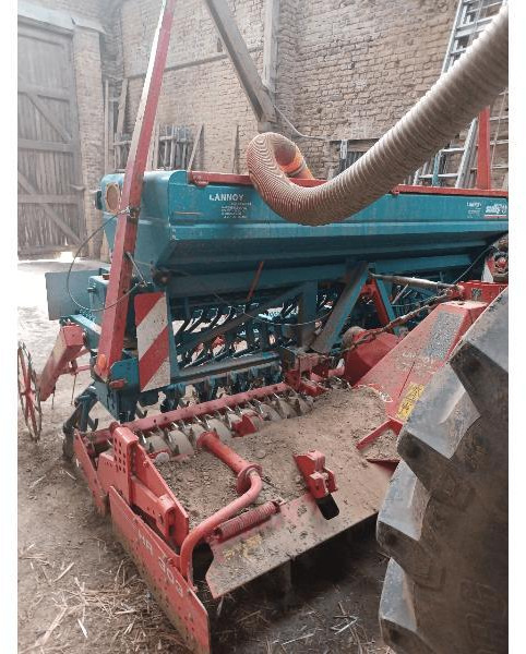 SULKY COMPACT 3M - Combiné de semis: photos 3 SULKY COMPACT 3M - Combiné de semis: photos 3