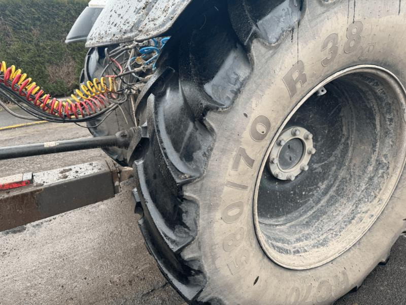 VALTRA T175 EA - Tracteur agricole: photos 3 VALTRA T175 EA - Tracteur agricole: photos 3