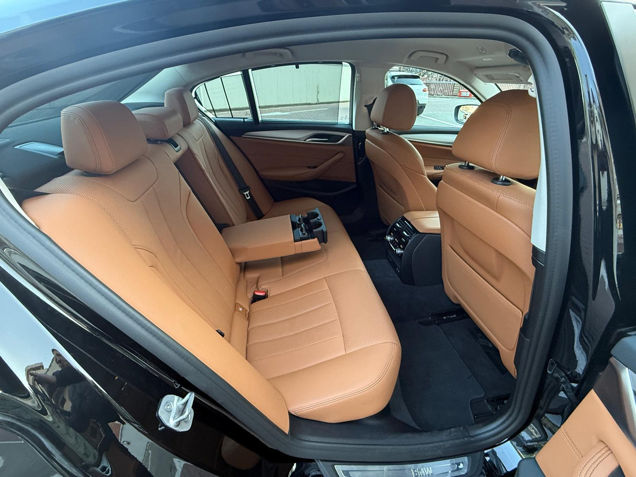 BMW 520D MILDHYBRID - Berline: photos 3 BMW 520D MILDHYBRID - Berline: photos 3