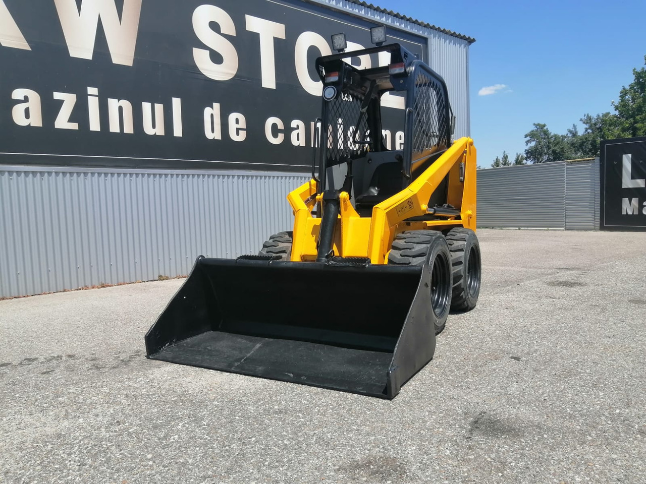 Bobcat SKID TYRE FRONT LOADER RAM ITALY - Mini chargeuse: photos 1 Bobcat SKID TYRE FRONT LOADER RAM ITALY - Mini chargeuse: photos 1