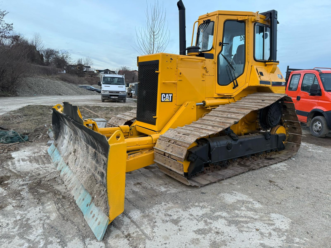 CATERPILLAR D4H BULLDOZER - Bulldozer: photos 5 CATERPILLAR D4H BULLDOZER - Bulldozer: photos 5