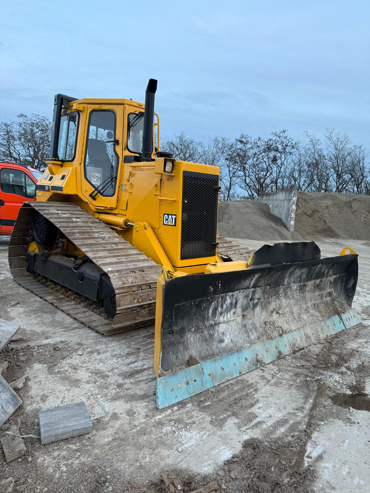 CATERPILLAR D4H BULLDOZER - Bulldozer: photos 1 CATERPILLAR D4H BULLDOZER - Bulldozer: photos 1