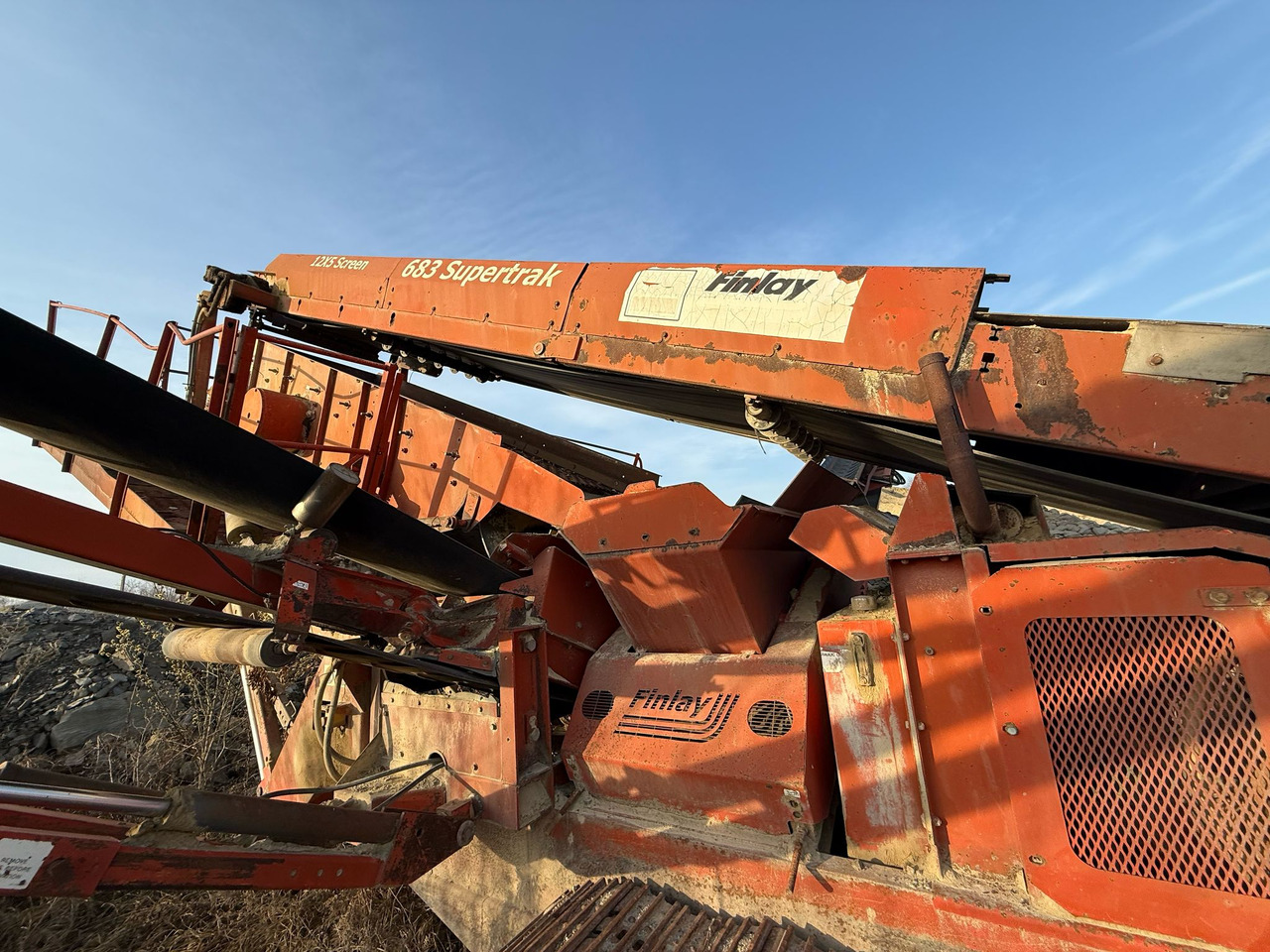 FINLAY 683 SUPERTRAK MOBILE SORTING STATION - Crible: photos 4 FINLAY 683 SUPERTRAK MOBILE SORTING STATION - Crible: photos 4