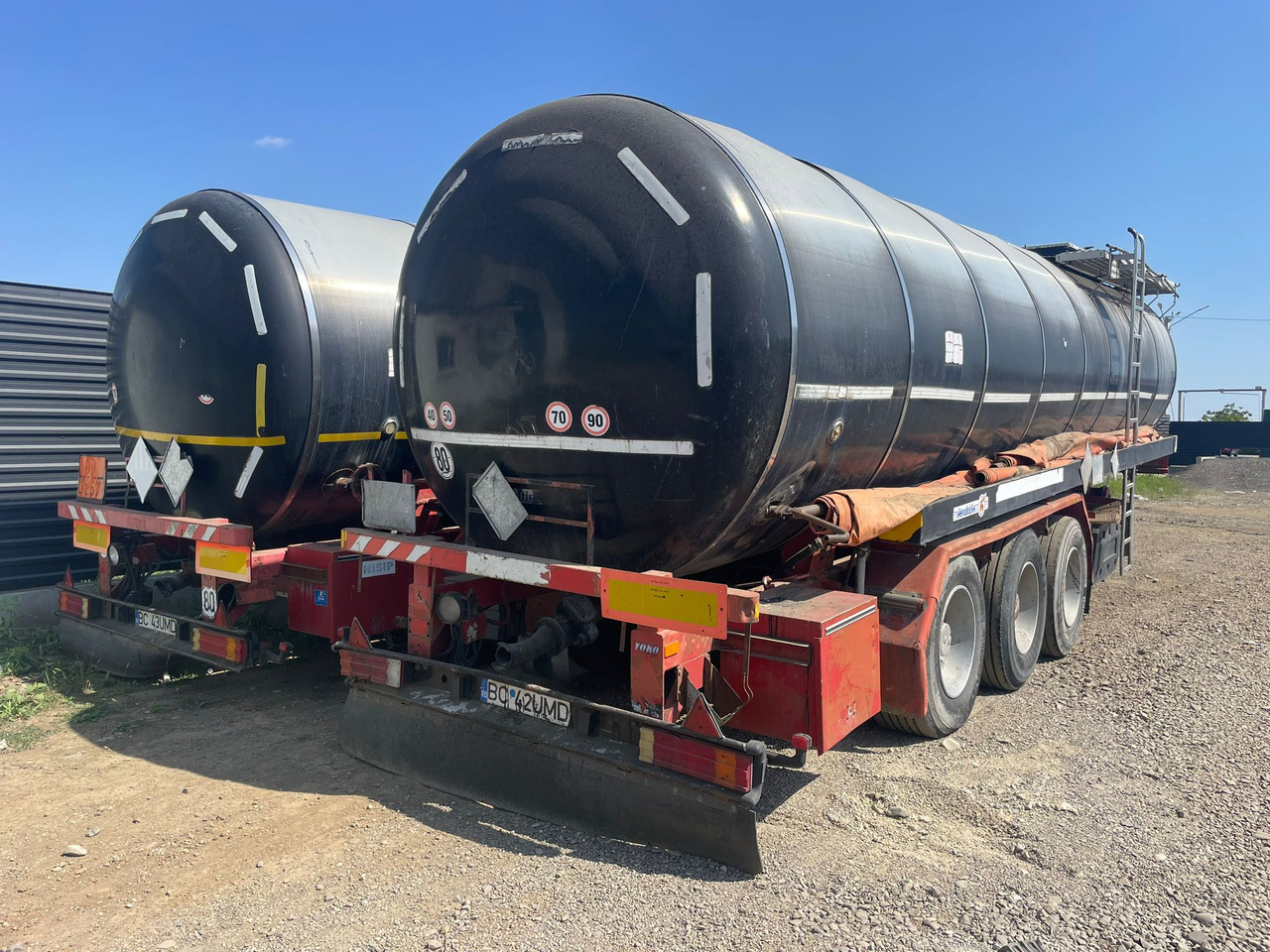 HENDRICK BITUMEN SEMI-TRAILER - Semi-remorque citerne: photos 4 HENDRICK BITUMEN SEMI-TRAILER - Semi-remorque citerne: photos 4