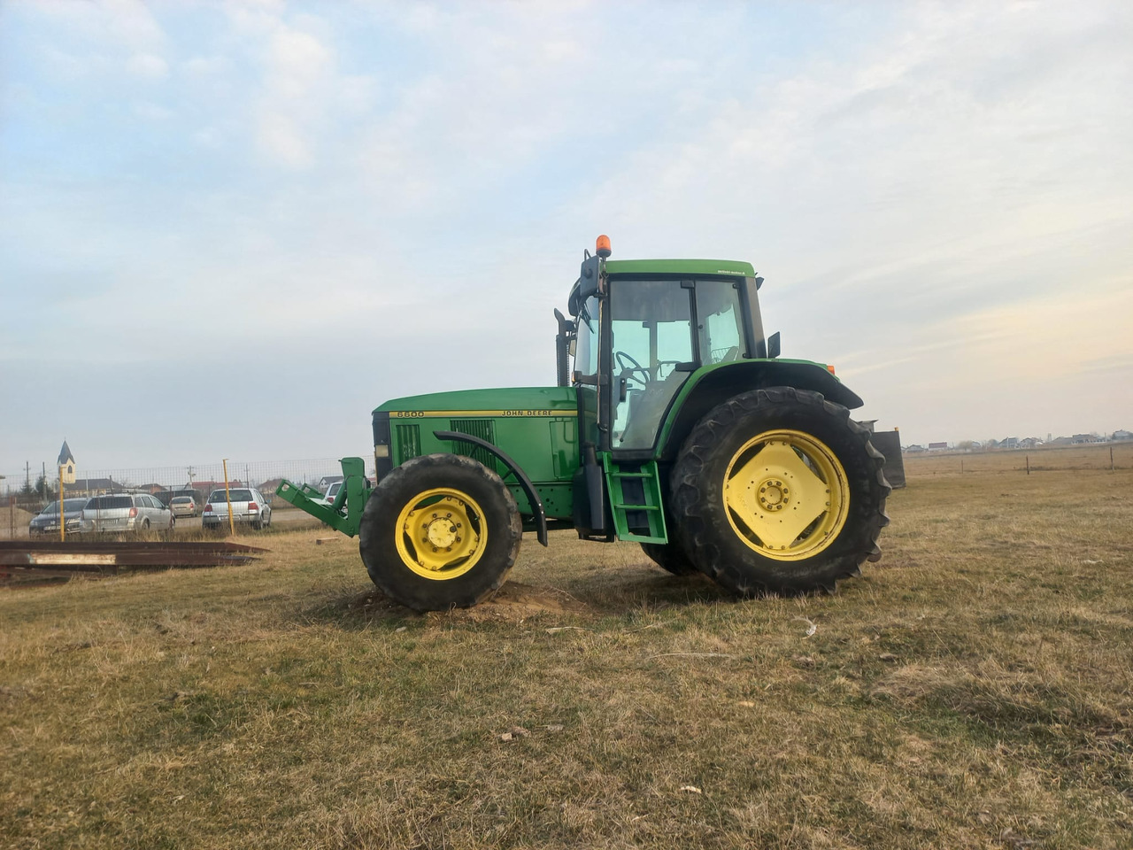JOHN DEERE 6600 TRACTOR - Tracteur agricole: photos 4 JOHN DEERE 6600 TRACTOR - Tracteur agricole: photos 4