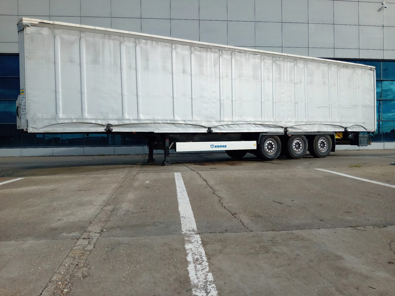 Krone Sliding Tarpaulin Semi-trailer Standard, TOP ! - Semi-remorque rideaux coulissants: photos 1 Krone Sliding Tarpaulin Semi-trailer Standard, TOP ! - Semi-remorque rideaux coulissants: photos 1